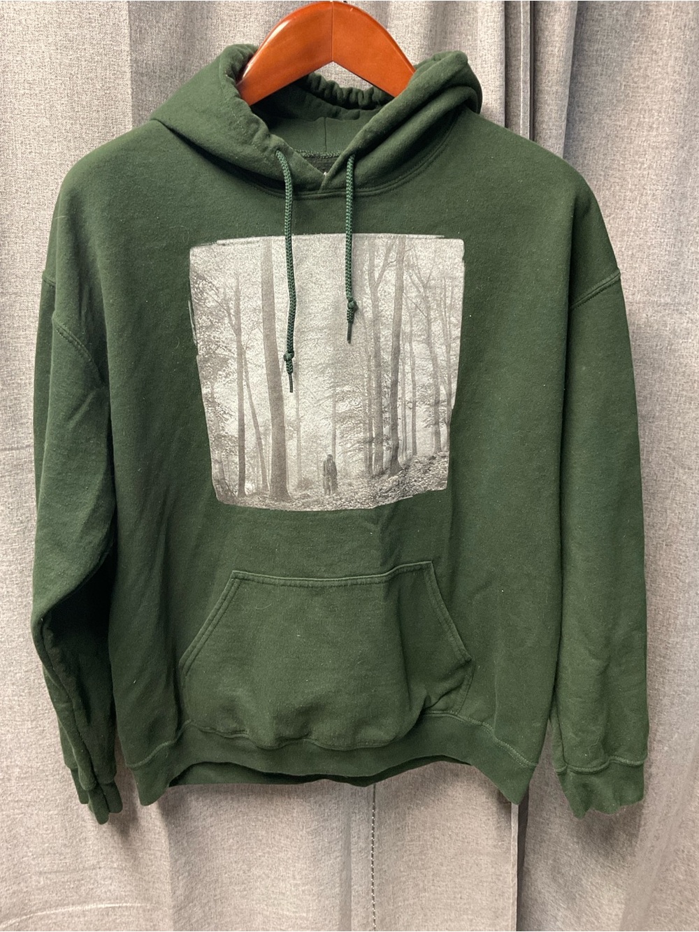 Taylor Swift Folklore pullover hoodie - Dark Green size large